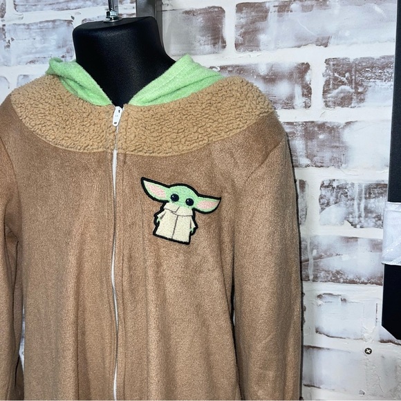 Star Wars Blue and Brown Footie Pajamas bundle - Picture 13 of 14